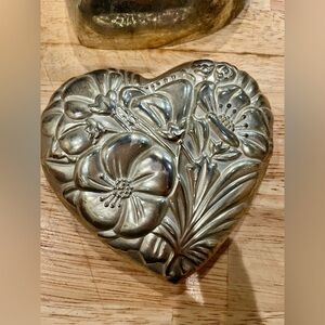 Genuine silver plated jewelry box vintage international silver company heart
